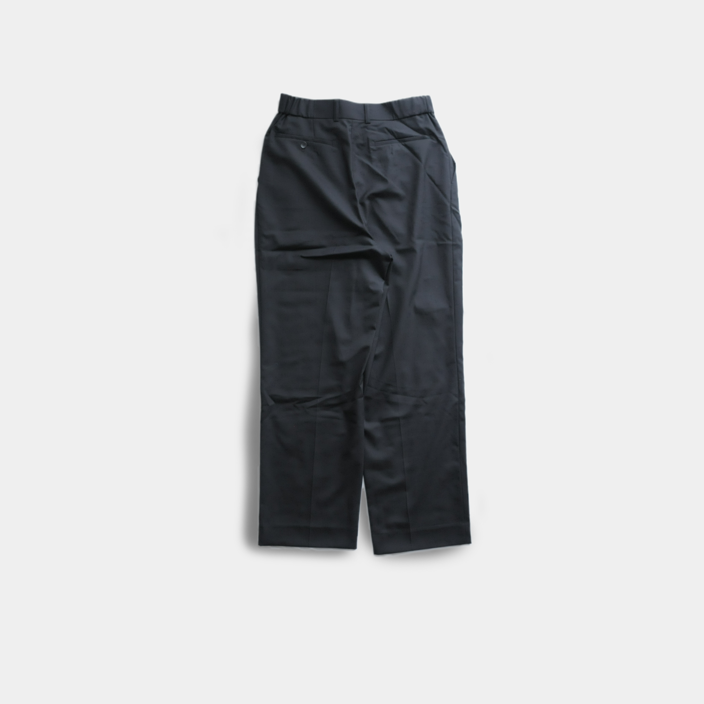In tuck pants