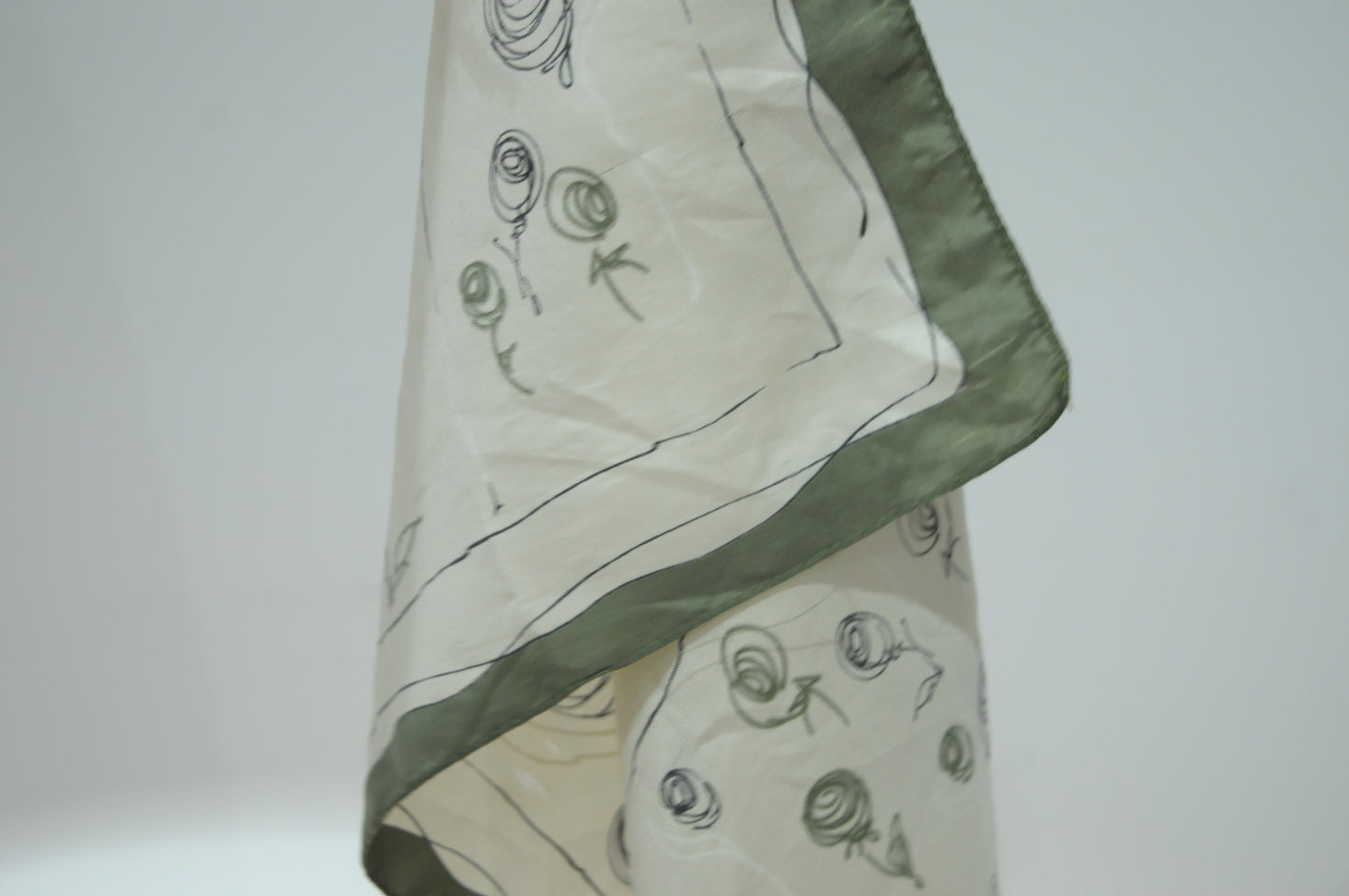 Scarf wht×grn