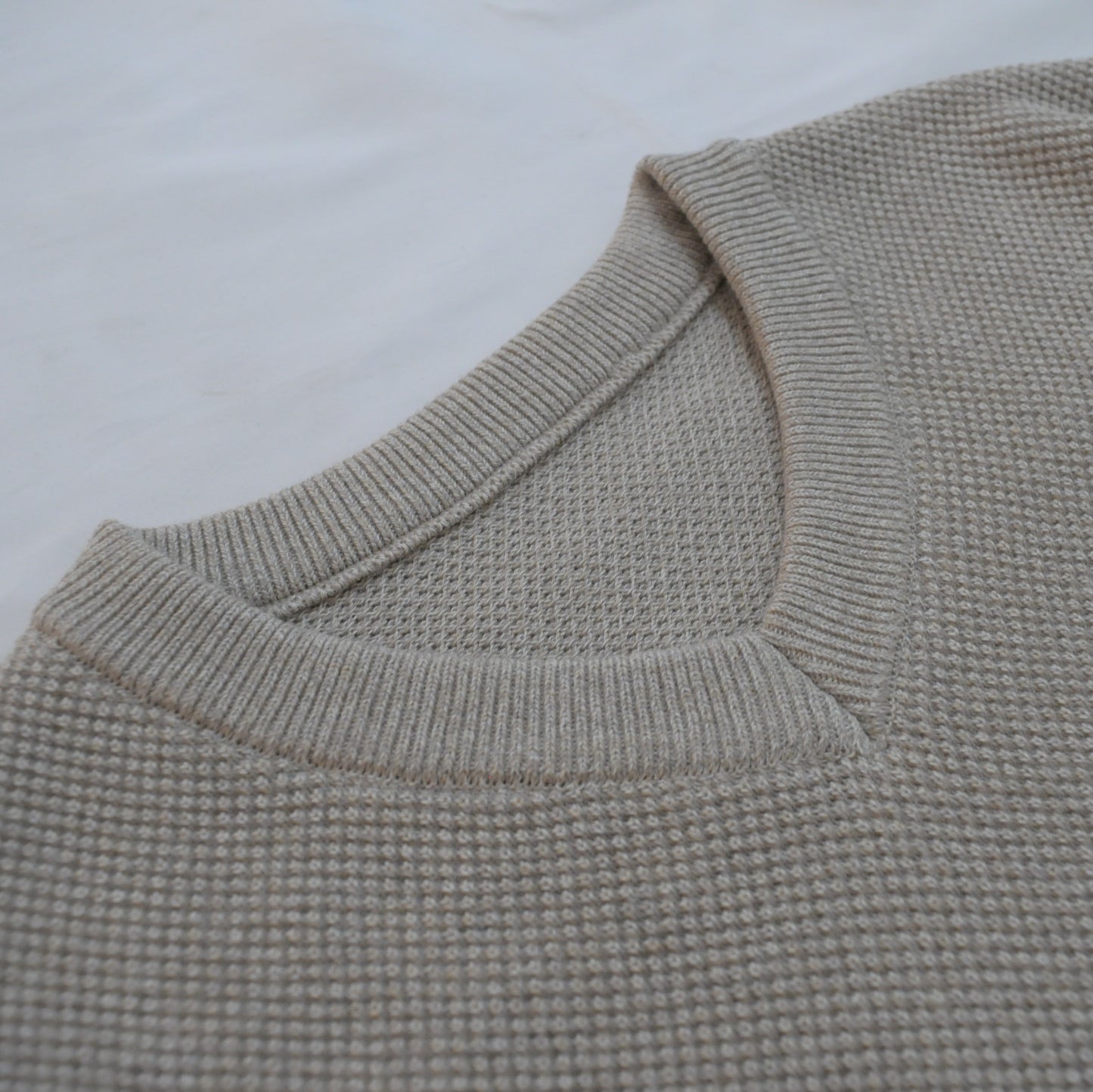 Moss Stitch V Neck Pullover-Beige