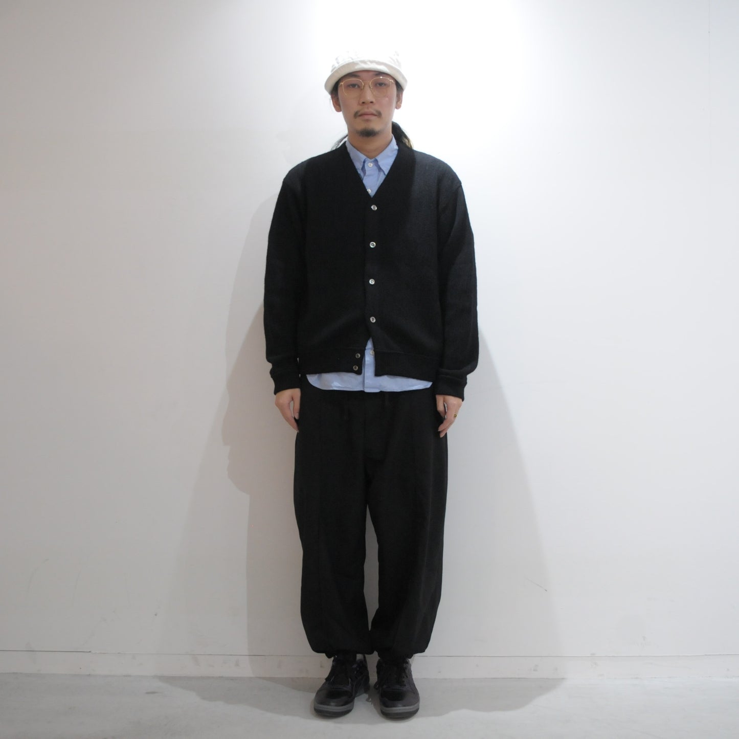 Wool V Neck Cardigan-Black