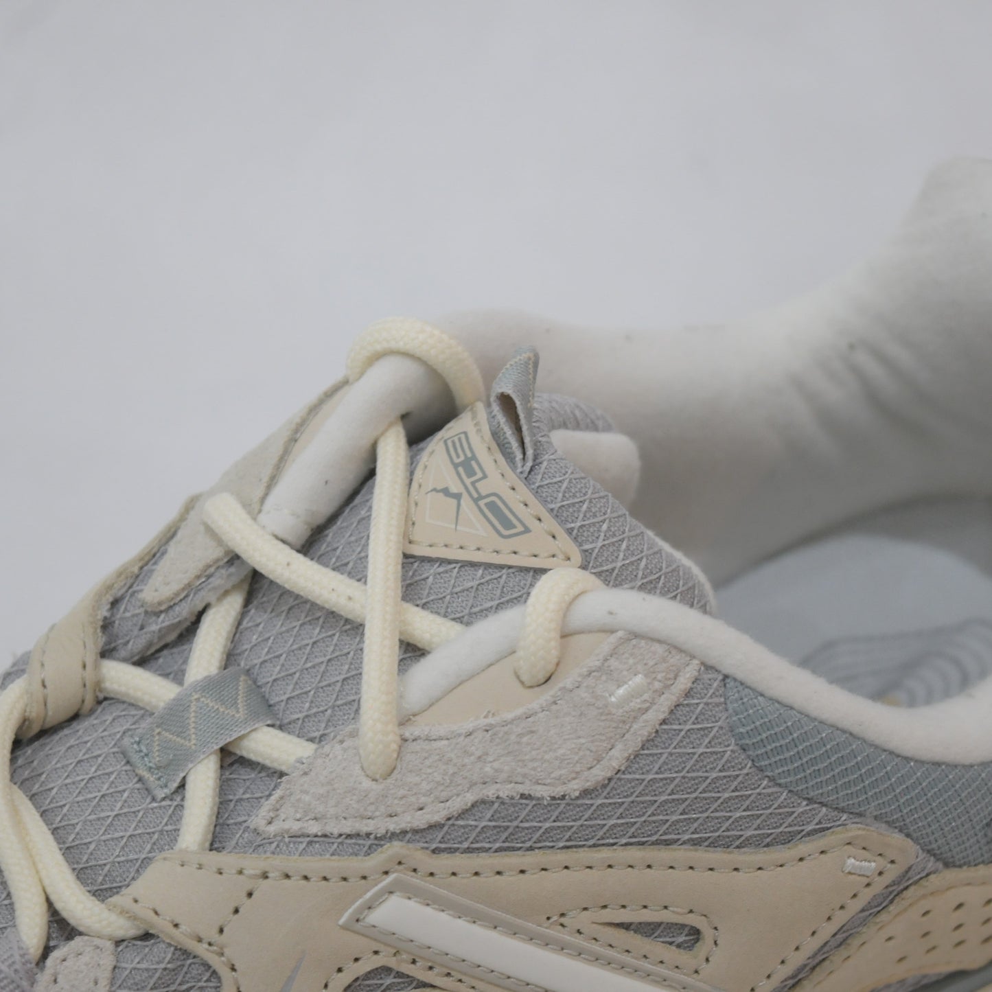 ML610TN BEIGE/BLUE