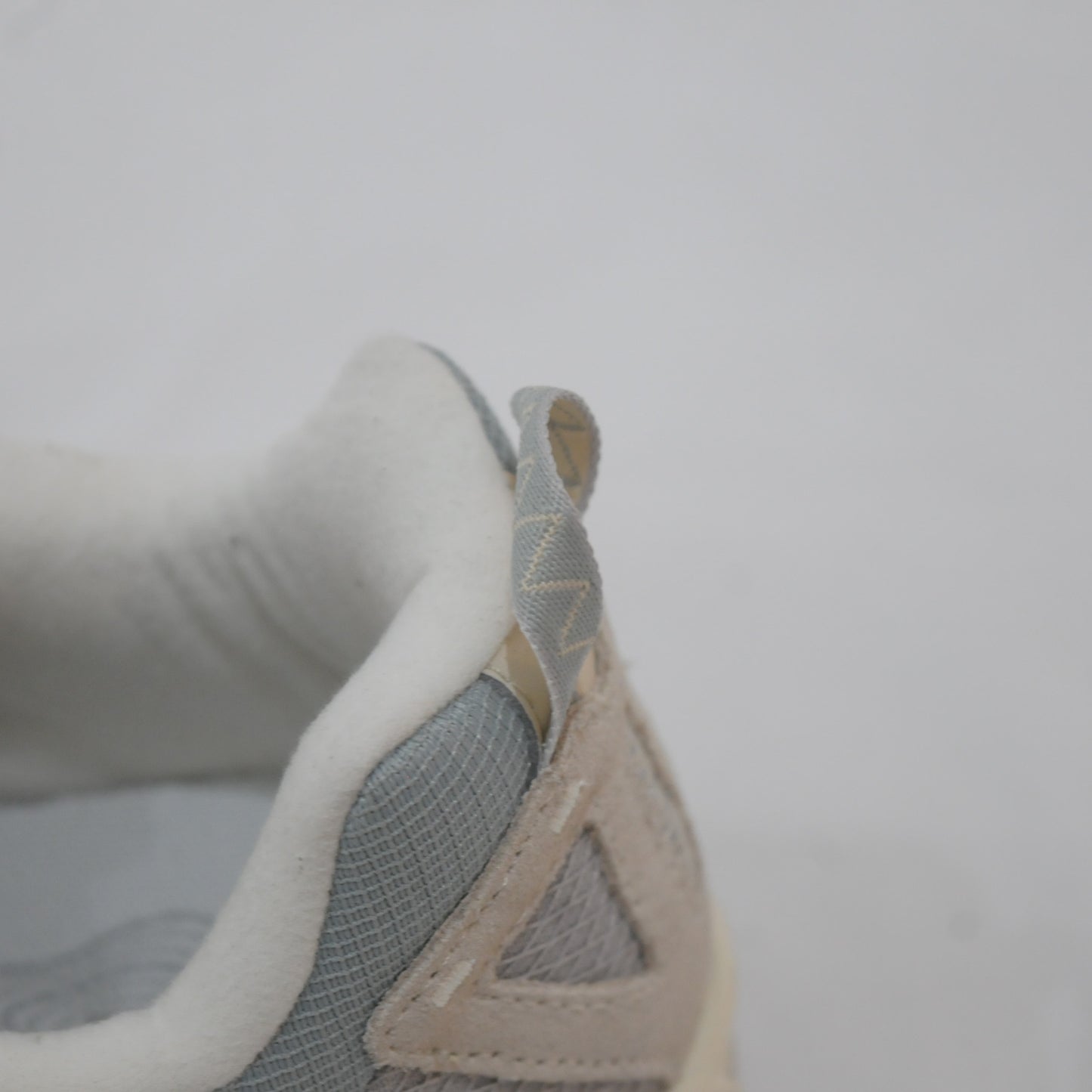 ML610TN BEIGE/BLUE