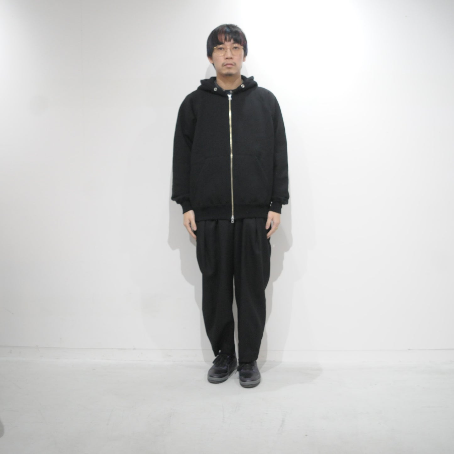 RAGLAN SLEEVE HOODIE - Black