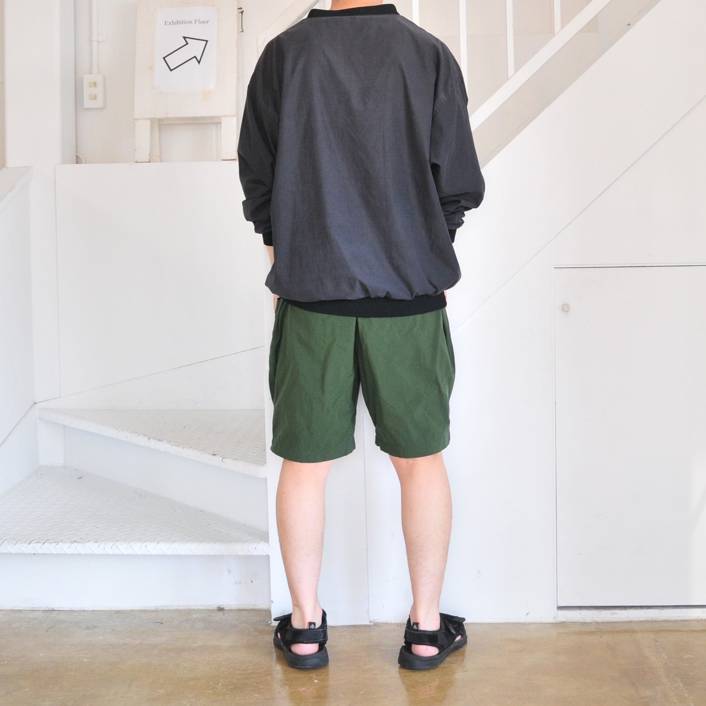 USED SPLIT TEE
