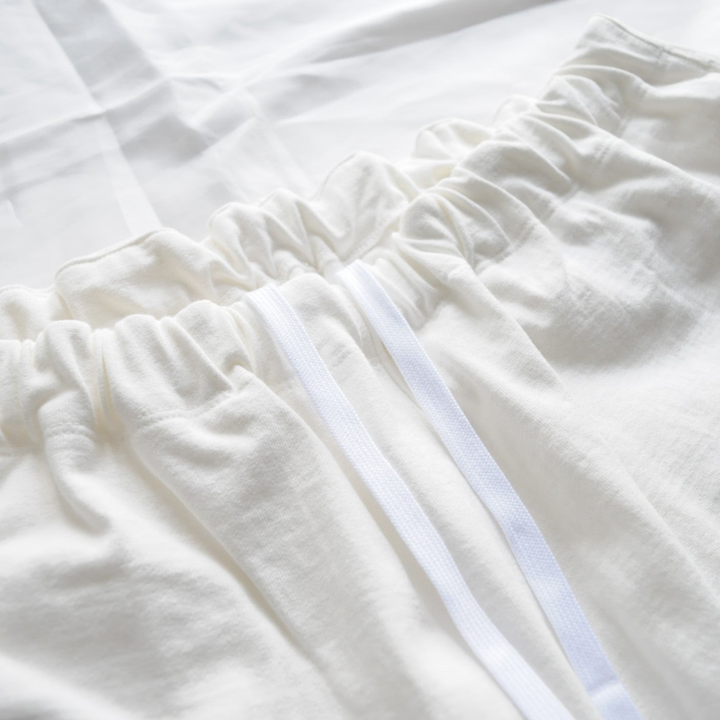 Shorts White