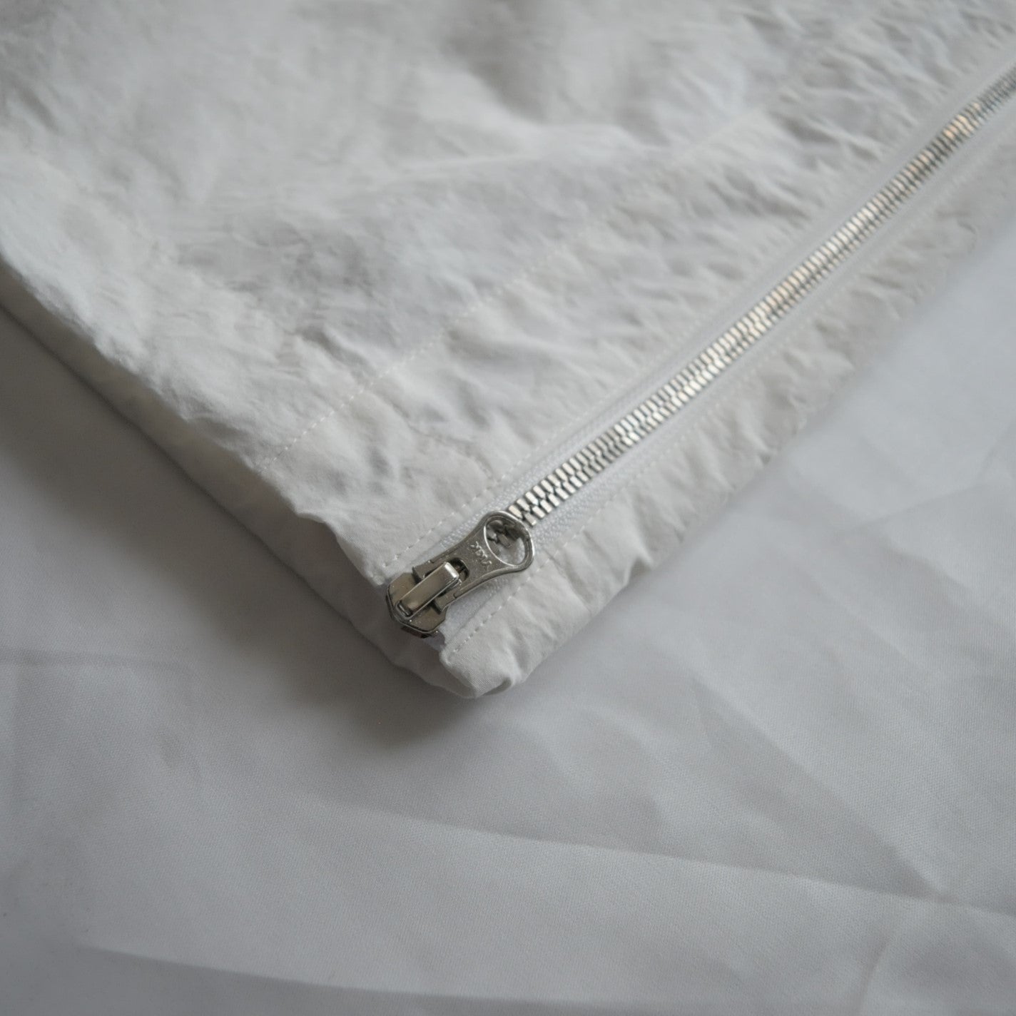 Side Zip Pt White