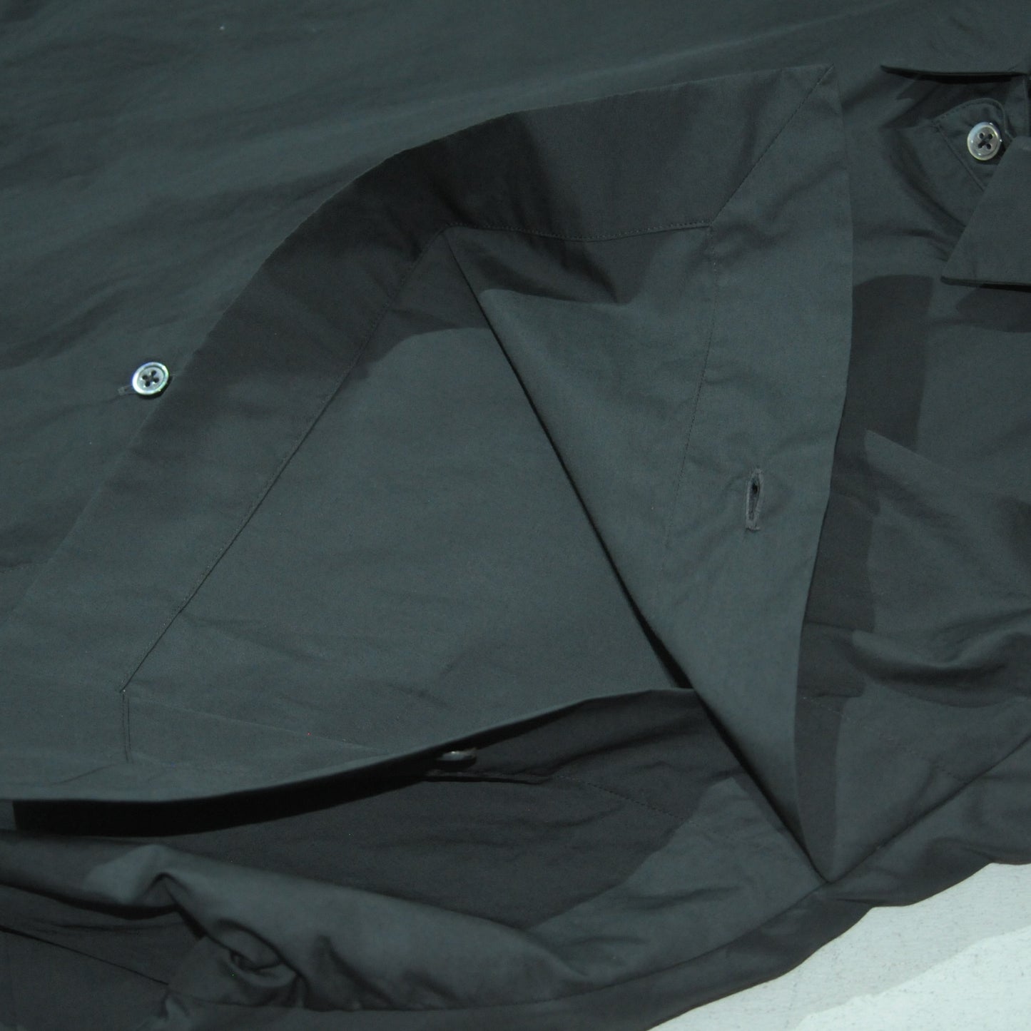 MODERN SHORT SHIRT BLACK