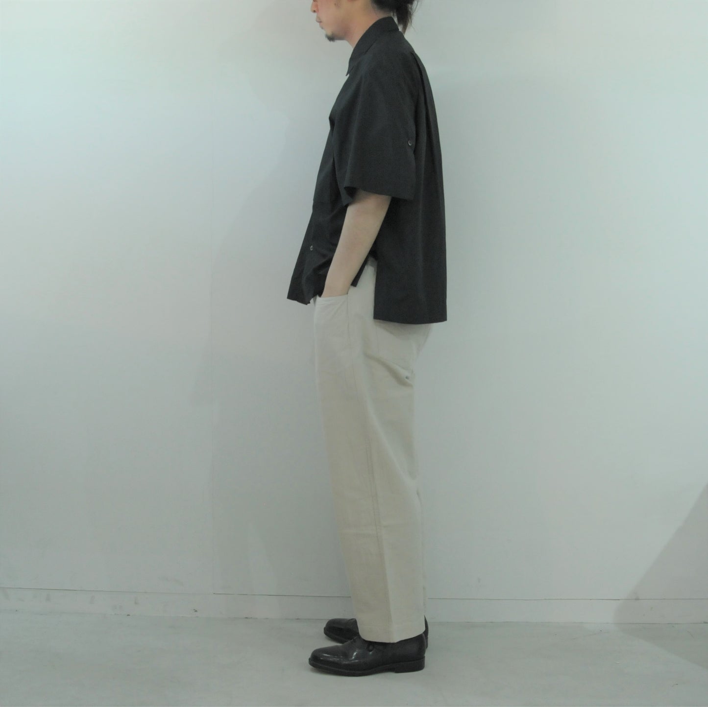 MODERN SHORT SHIRT BLACK