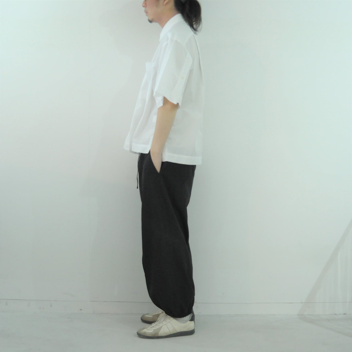 MODERN SHORT SHIRT WHITE