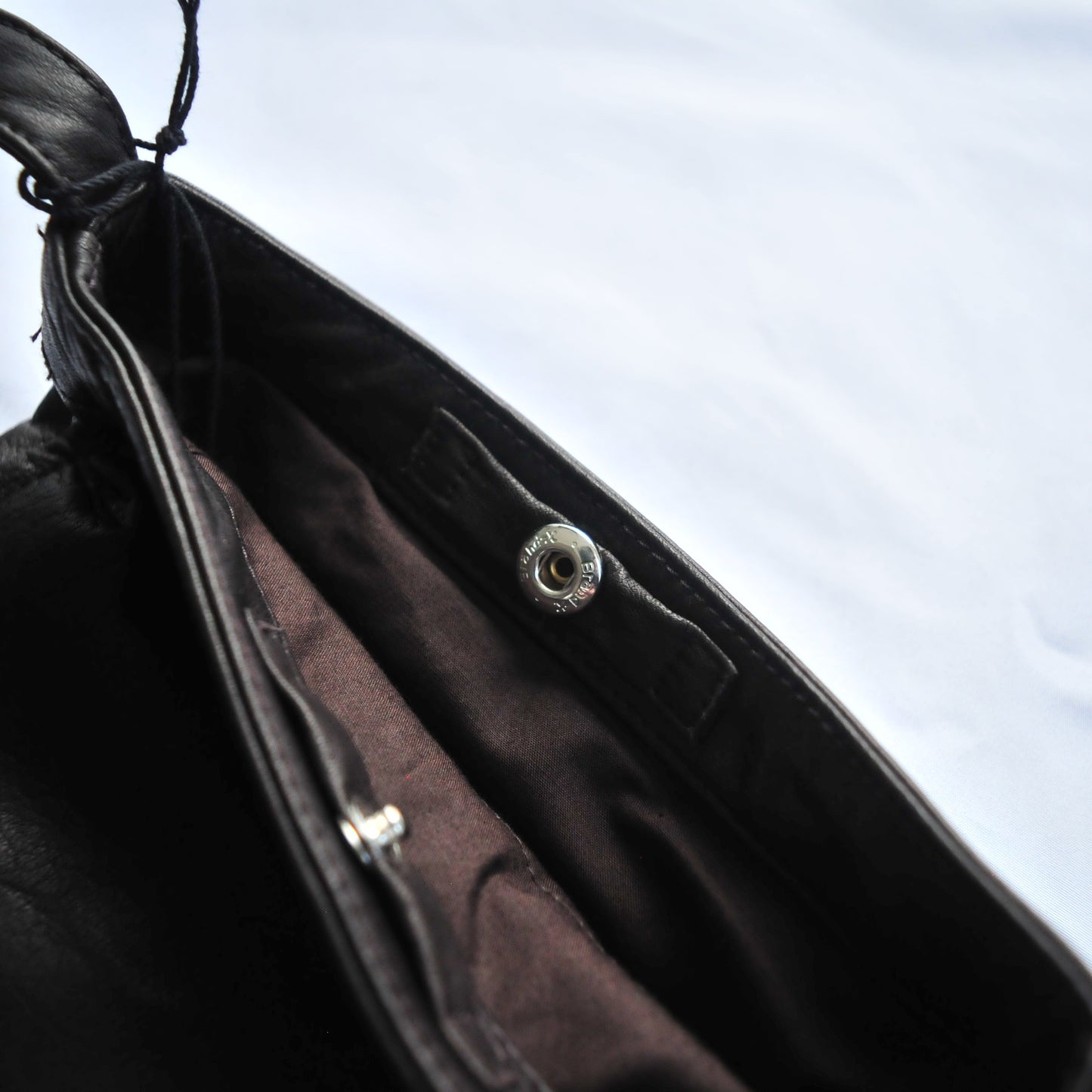 LEATHER RESEARCHER BAG -BROWN SMALL
