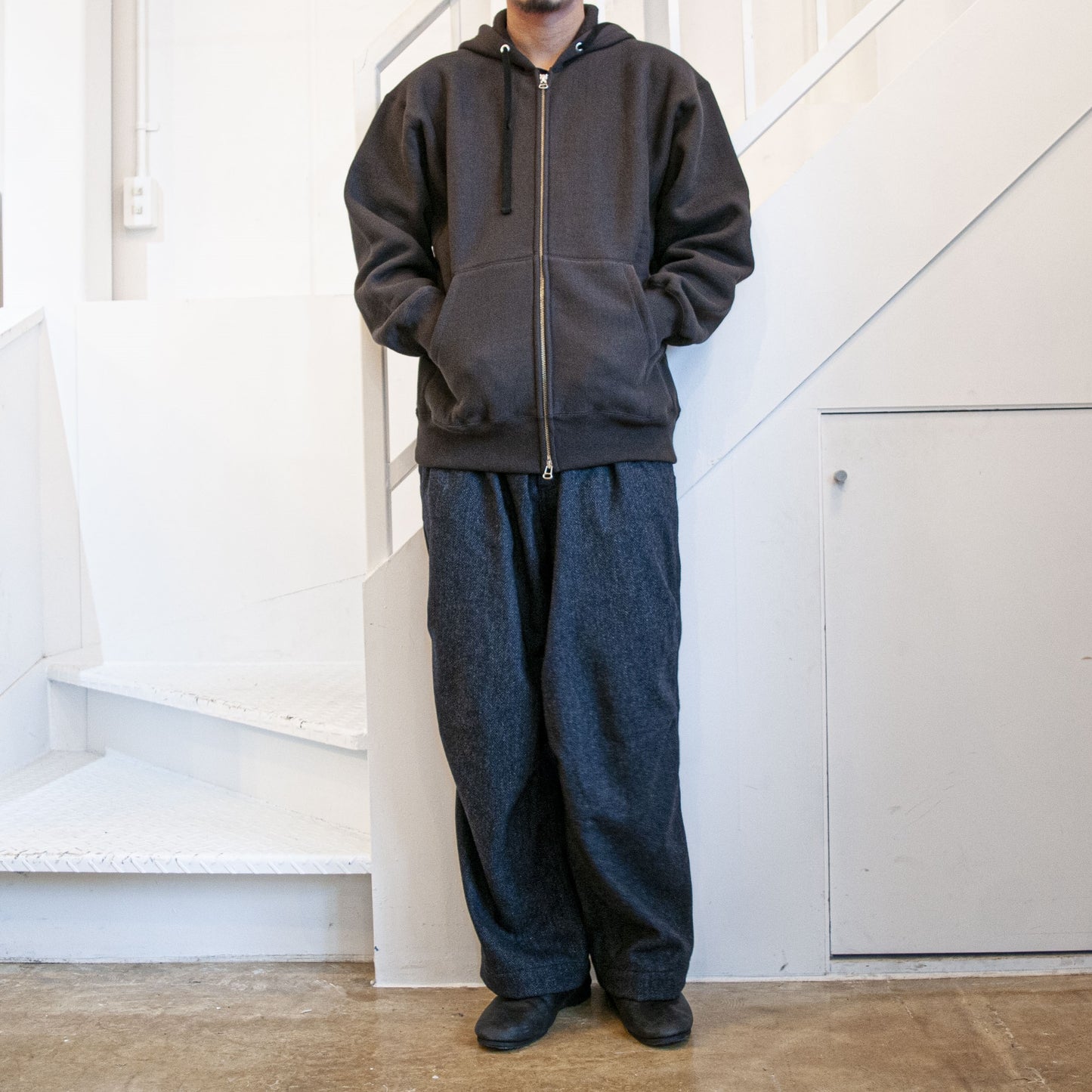 ATHLETIC HOODIE  - BROWN
