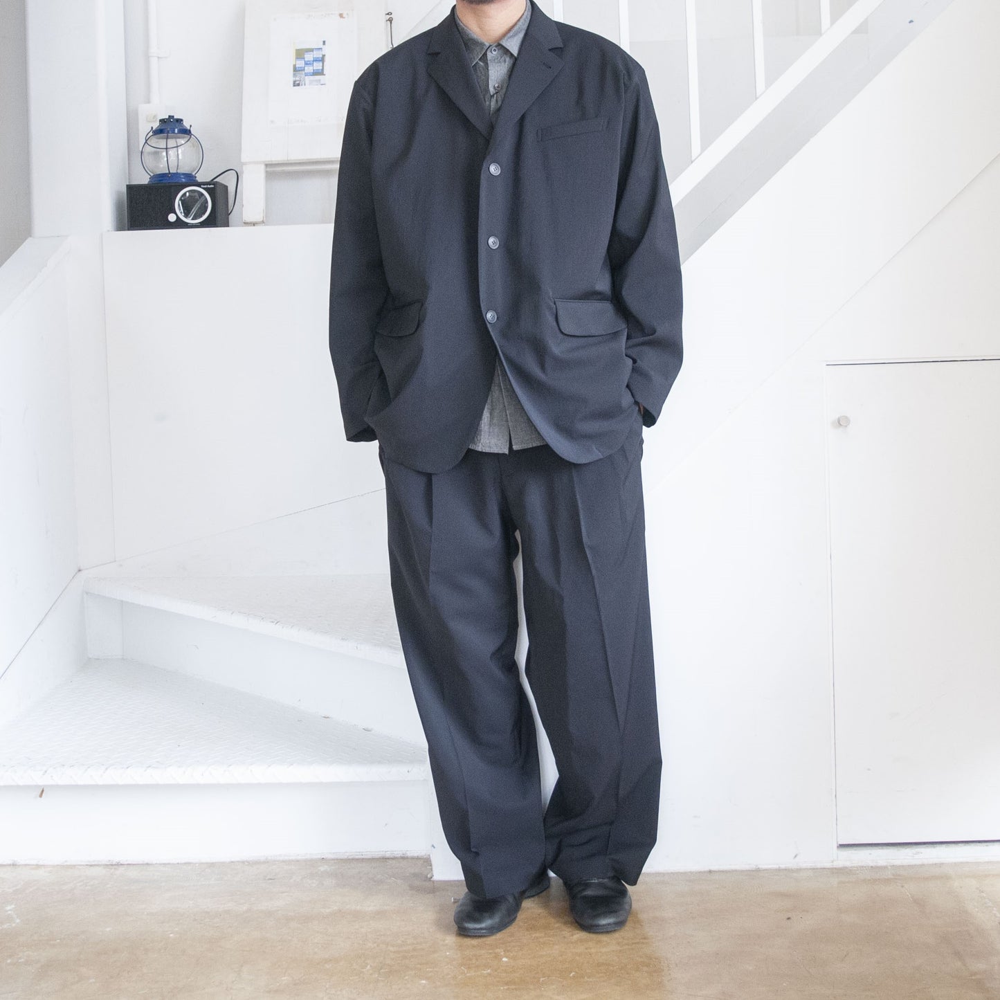 DOUBLE PLEATED TROUSERS 　POLYESTER GABARDINE