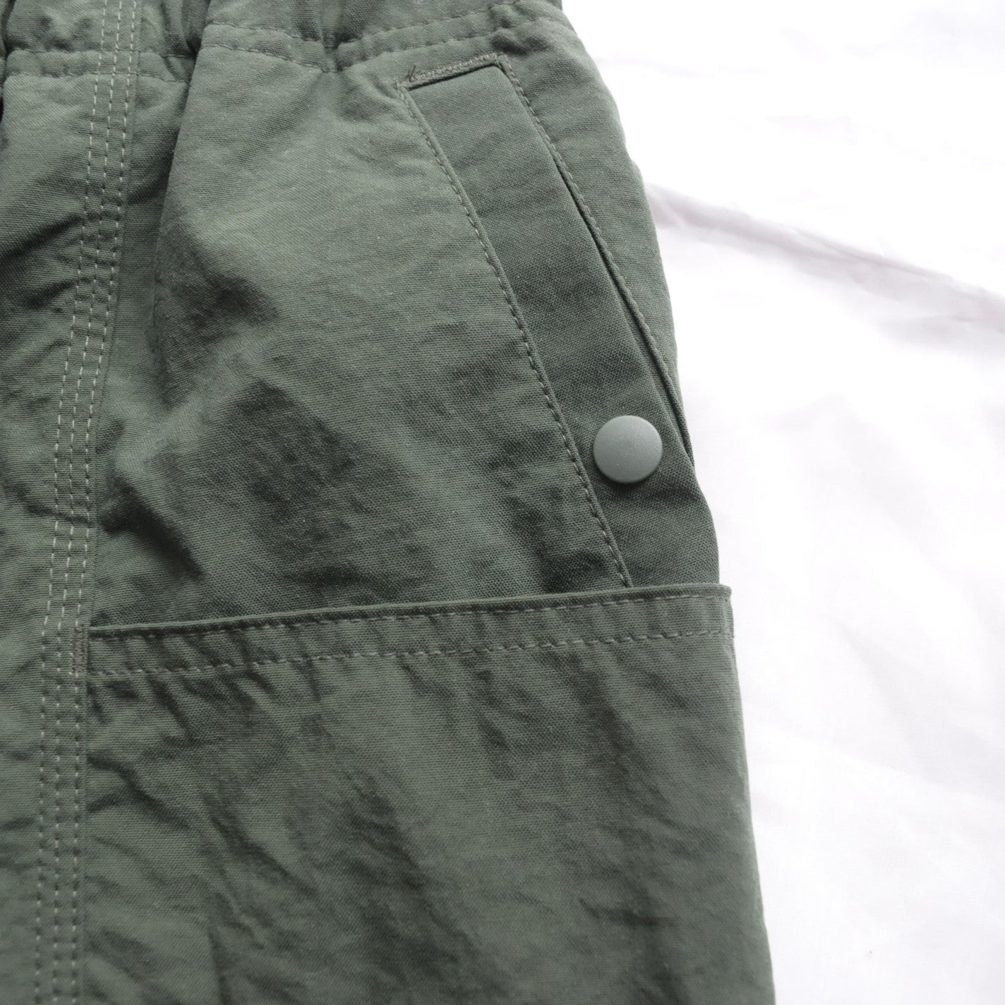 BELTED C.S. SHORT GREEN