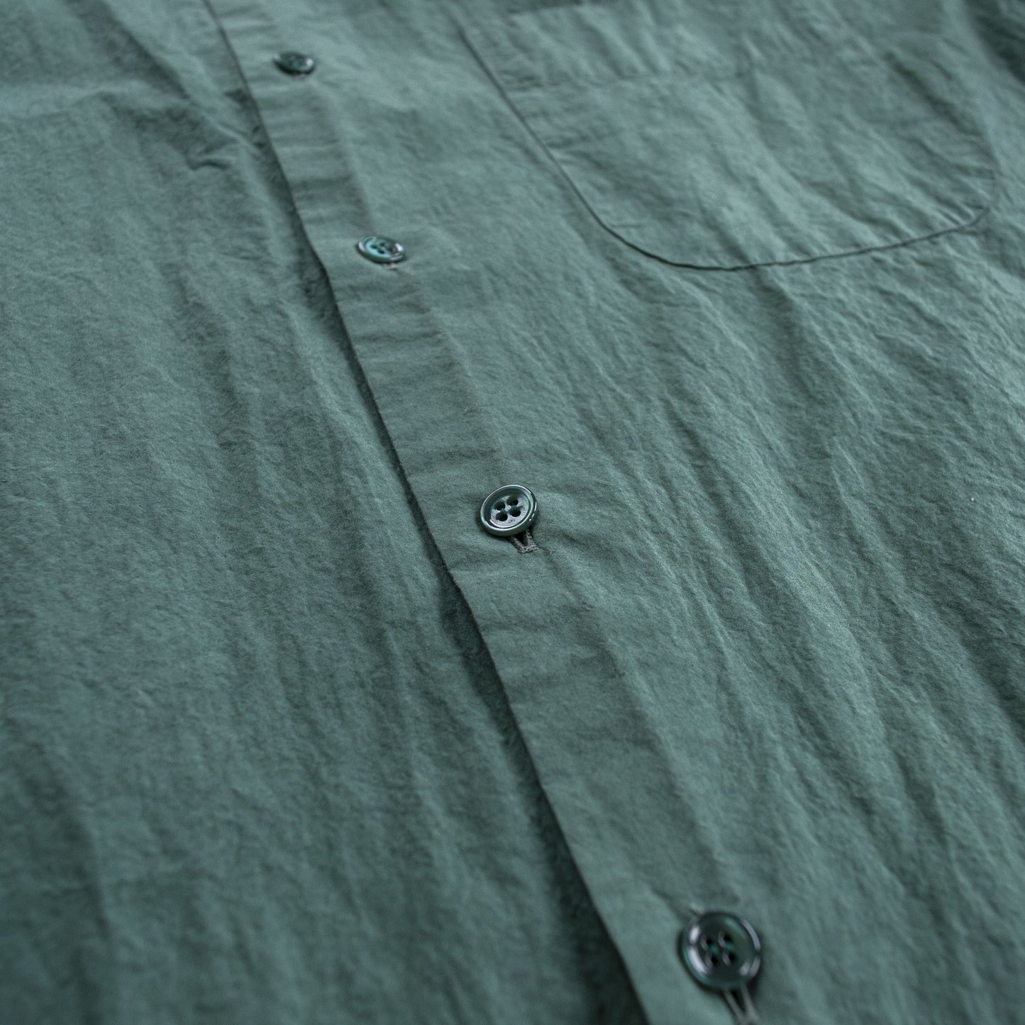 REGULAR COLLAR S/S SHIRT GREEN