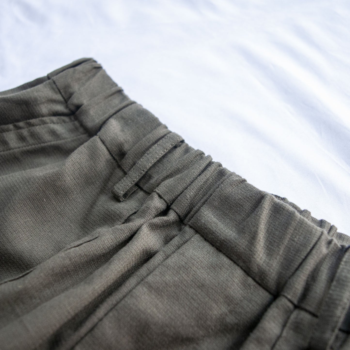 UTILITY EASY SHORTS COTTON PANAMA OLIVE