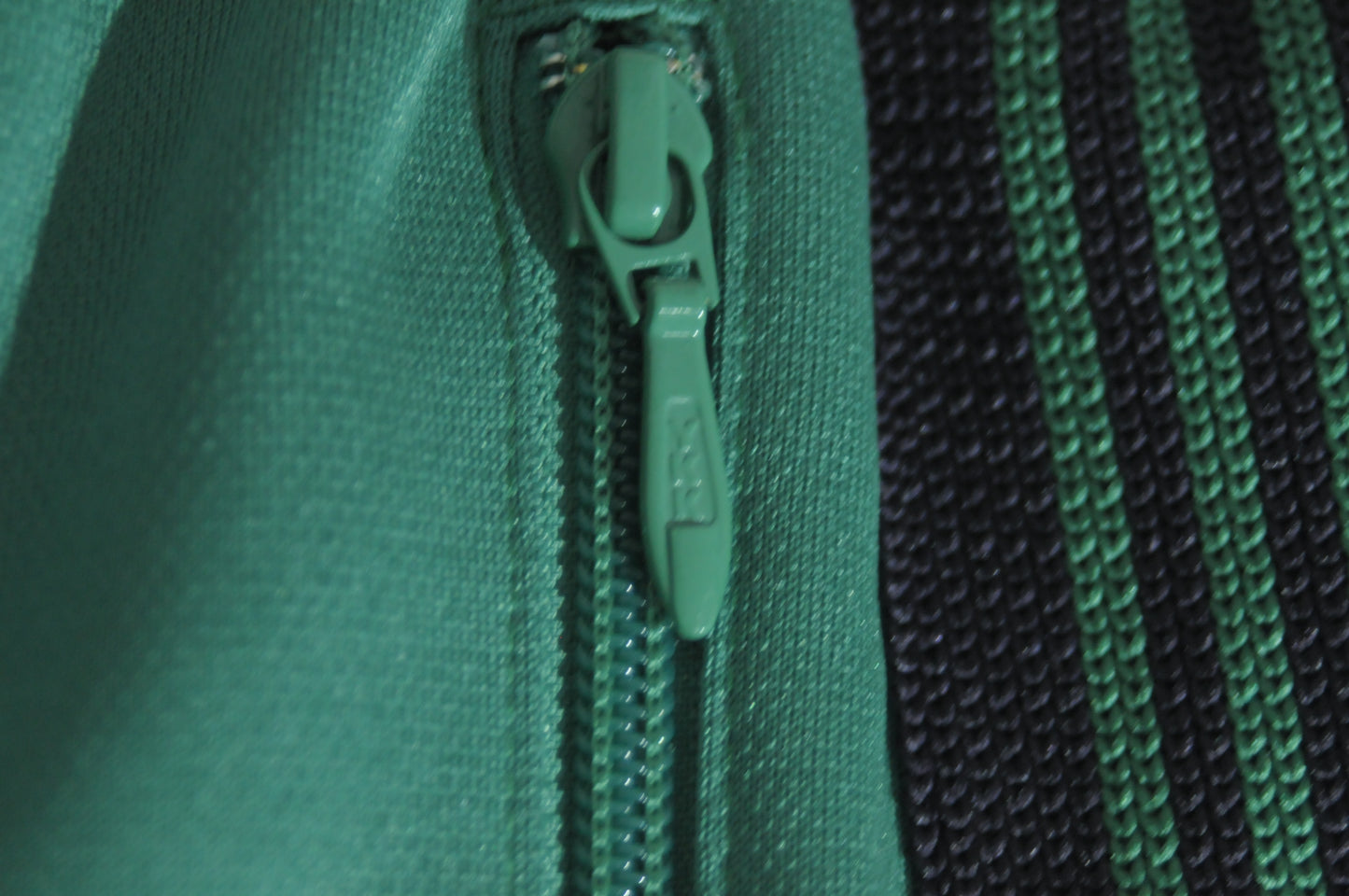 TRACK PANT - POLY SMOOTH GREEN